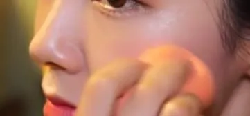 韩式水光妆的画法 化身韩剧女主角