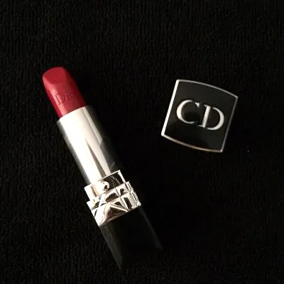 迪奥变色唇膏小样真假辨别​ 口红小样和正品的区别