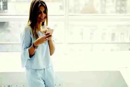 甜美清新大眼妆教程 简单手法满足日常需求