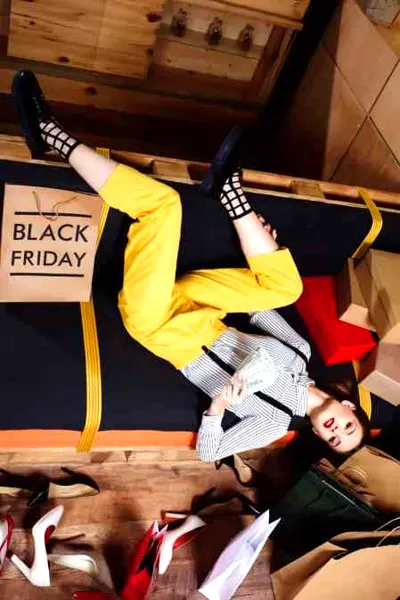 韩式生活淡妆的详细画法 不用假睫毛更显年轻