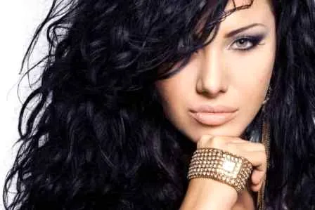 Red Velvet姜涩琪妆前妆后对比图 堪称整容了