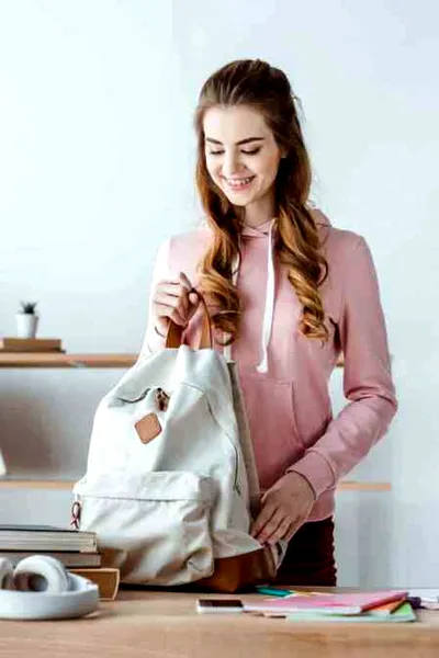 怎样化甜美娃娃妆 约会+逛街的必胜美妆