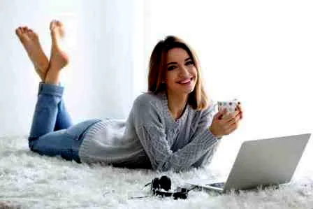 内双美眉如何化眼线 初学化妆内眼线的画法