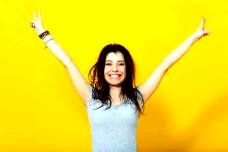 超详图解如何刷睫毛膏 小刷头睫毛膏更显自然浓密