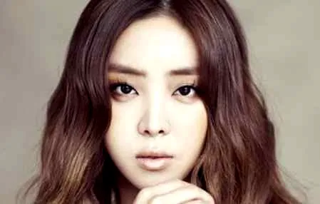 轻熟女怎么画好约会妆容 教你化妆术搞定他