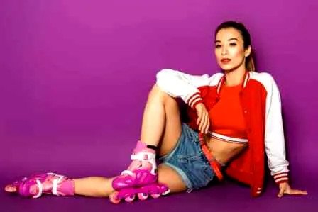 日系混血儿复古妆容 立体深邃血红媚眼妖妆