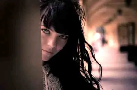 什么样牌子的粉底霜好 “钱多多”李小冉揭晓哪款粉底