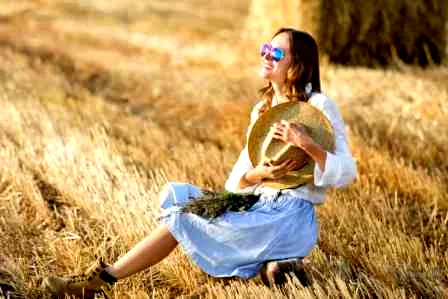 韩式萌系无辜大眼妆容 懒人学化潮爆街头眼妆