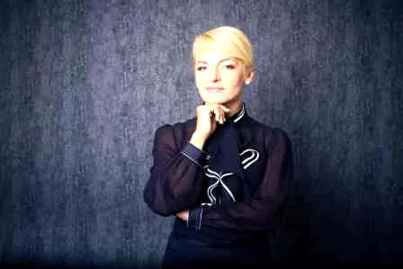 范冰冰张雨绮戛纳电影节红毯秀 淡妆浓妆平分秋色