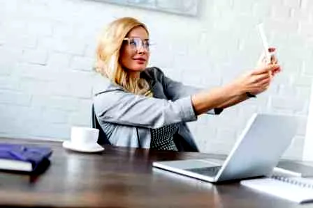 龙门飞甲张馨予性感妆容盘点 新电影造型冲淡不雅照图