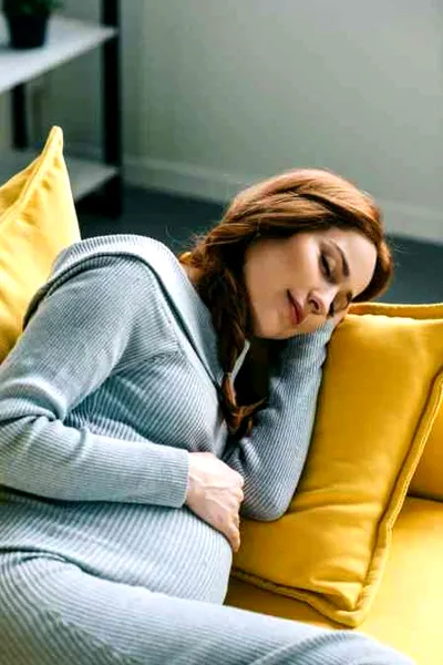 教你减龄少女淡妆化妆步骤 清透妆感提升亲和力