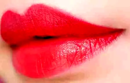 ARMANILipMagnet301什么颜色 圣诞节的显白秘密