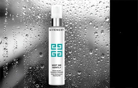 定妆喷雾真的能定妆吗 一瓶轻松搞定脱妆问题