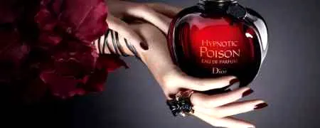 迪奥红毒香水使用方法 迪奥红毒和白毒哪个好闻 迪奥红毒香水使用方法 迪奥红毒和白毒哪个好闻