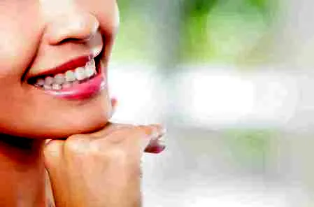 冯绍峰绯闻女友倪妮玩转时尚心机妆容