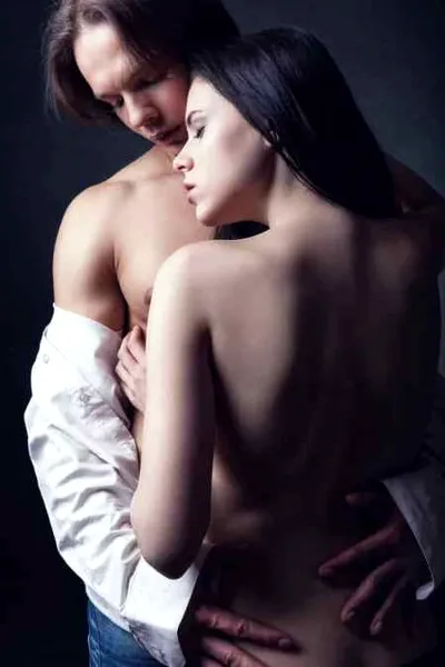 简单超人气粉嫩裸妆的画法 打造小清新蜜桃般肌肤