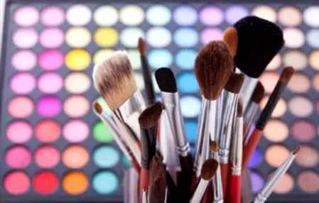 长脸型怎么化妆 长脸型化妆你要知道这些