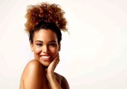 粉嫩萝莉大眼妆详细教程 如少女般梦幻陶瓷肌