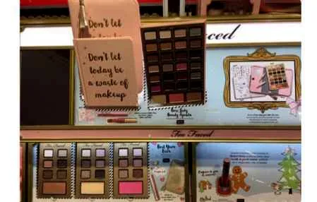 too faced2017圣诞套装 俘获少女心的限量眼影盘