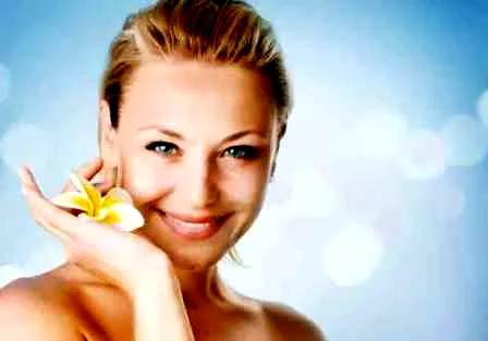 日系清透淡妆详细画法 减法妆容更服帖