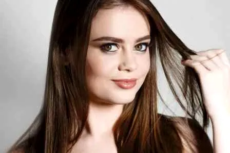 《匹诺曹》李侑菲妆容 少女系韩式裸妆超水润