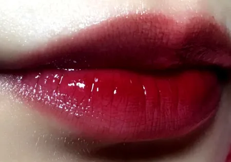 唇釉结块是什么原因 ​唇釉怎么换个瓶子