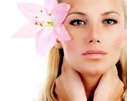 办公品也是化妆神器 三种想象不到的化妆小技巧