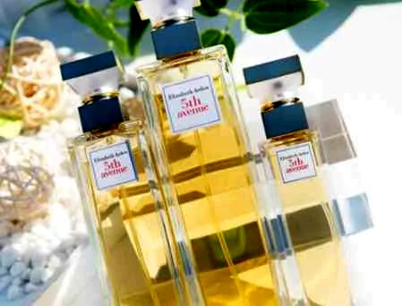 雅顿第五大道香水喷出来是什么味道