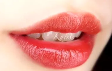 burberry93适合黄皮吗​ burberry巴宝莉93和97哪个好