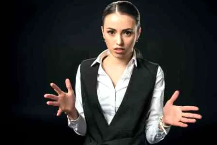 张翰绯闻女友古装唯美清新 郑爽古装小巧可爱赢众女星