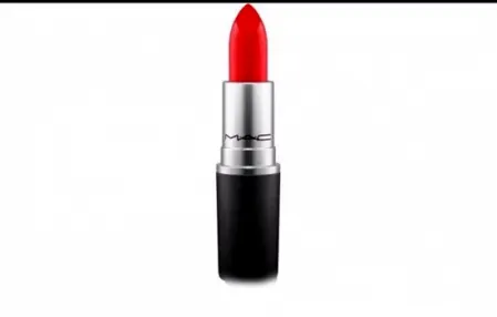 MAC red rock试色 气场十足女王色