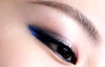 眼妆怎么化好看 低调性感小心机创意画法