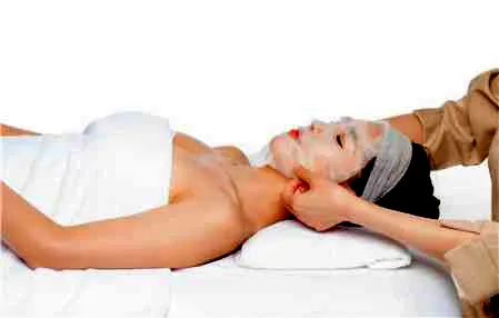 卸妆品应该怎么选呢 挑选适合自己的化妆品很重要