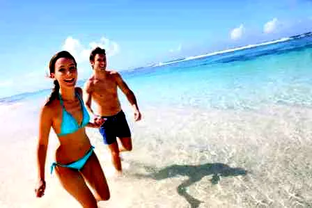 色彩夺魂：几款夏天最火的彩色睫毛膏