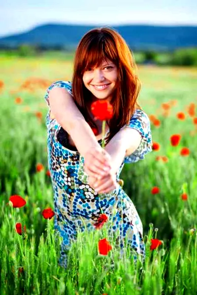 画出卧蚕打造可爱小鹿眼 30秒卧蚕妆容