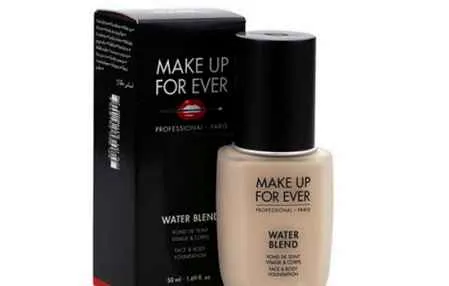 玫珂菲粉底液适合油性皮肤吗_油皮适合什么粉底液