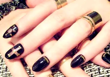 光疗甲是什么 ​光疗甲优缺点有哪些