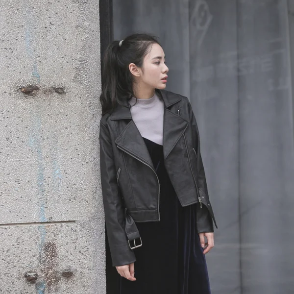 帅气机车夹克搭配，酷Girl专属流行