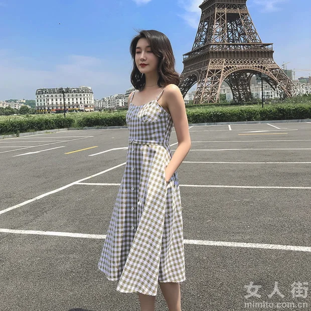 优雅格纹装穿搭 承包你的夏日时髦
