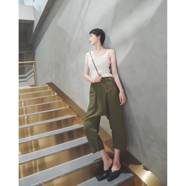 小清新已经过时,时髦精爱上暗黑风