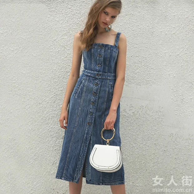 甜美范尽显的连衣裙，夏日约会必备