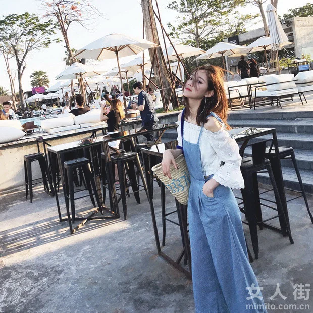 穿上背带裤，你就是20岁小仙女