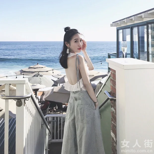 穿上背带裤，你就是20岁小仙女