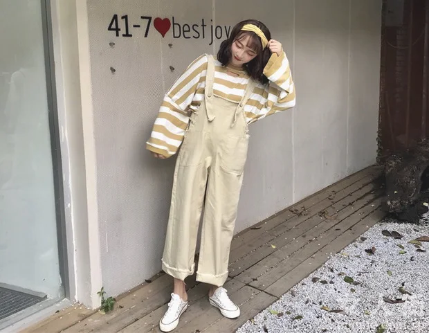 穿上背带裤，你就是20岁小仙女