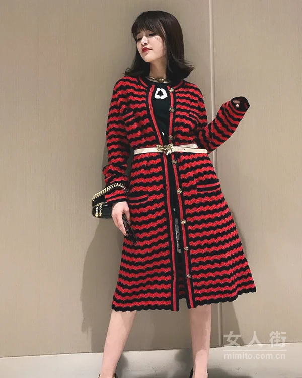 清新甜美hold住场，春日针织这样穿！