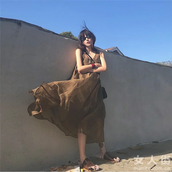 日常OR正装?轻奢连衣裙HOLD住全场