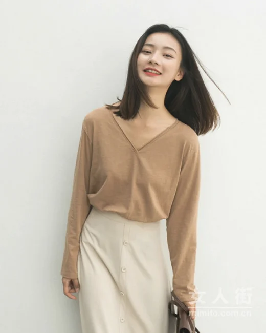9月打底衫当道，风度和温度都要