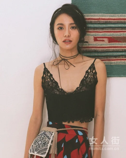 穿上这些吊带装 没了空调照样活