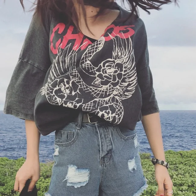 简单的欧美风T恤，百变潮流风格