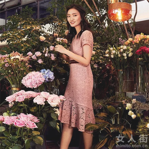 日常OR正装?轻奢连衣裙HOLD住全场